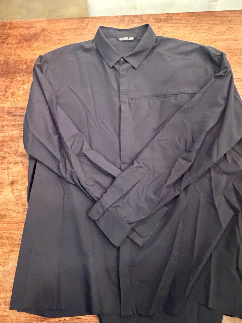 Arc’teryx Black Shirt